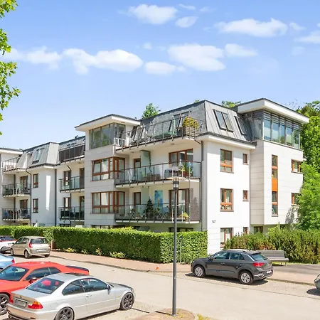 Aquarius Forest & With Free Parking By Downtown Apartment