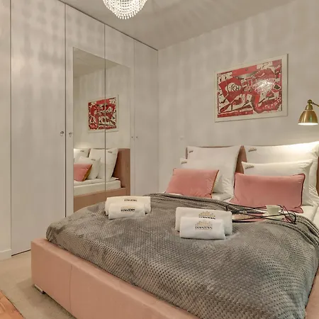 Apartment Aquarius Forest & With Free Parking By Downtown Sopot